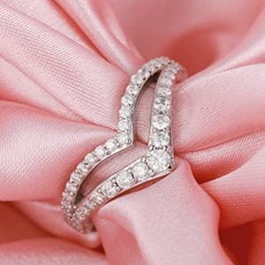 SILVERNANA Moissanite Double Chevron Wedding Band Sterling Silver Rings